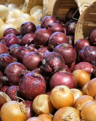 Marché alimentaire de Villieu-Loyes-Mollon